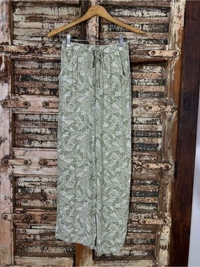 LOVE WISH • Sage green boho straight leg pants